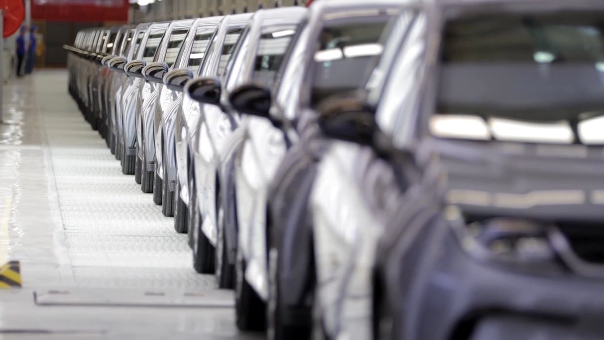 Chinese electric vehicle maker BYD posted a second consecutive month of global sales growth in June, as a surge in exports helped offset weak demand in its home market