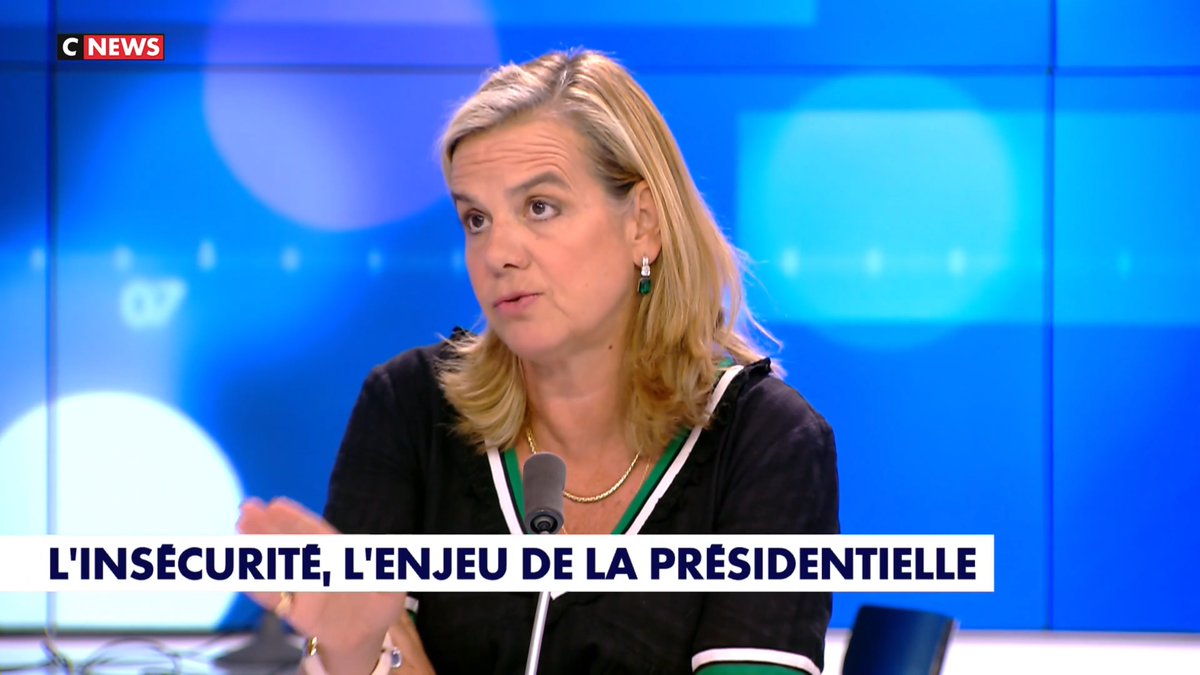 📺 « Il aura fallu 3 jours pour que Laurent Nuñez contacte la famille de Louis, moins vite qu’Emmanuel Macron après la mort de Nahel. Le curseur empathie du gouvernement est plus proche de la marche Adama que de la marche Louis. » Gabrielle Cluzel sur Face à l’Info (CNEWS)