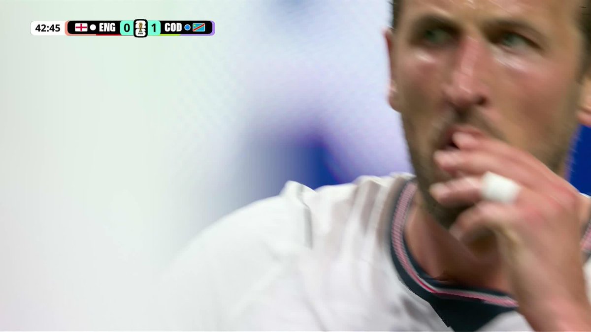 Harry Kane thinks he has a shout for a penalty but the referee signals that he dove. #FIFAWorldCup