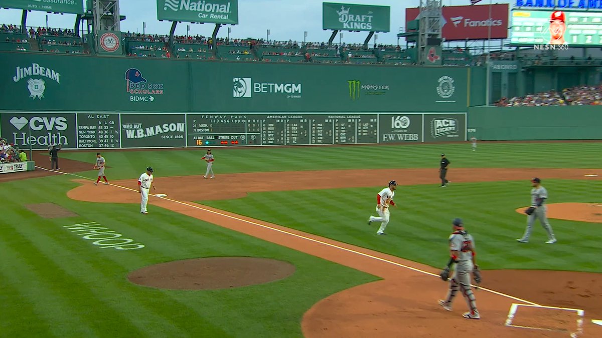 Cade Cavalli claims Willson Contreras "brushed him" while running by him in the first inning... Sure doesn't look like Contreras made any contact with him 🤷‍♂️