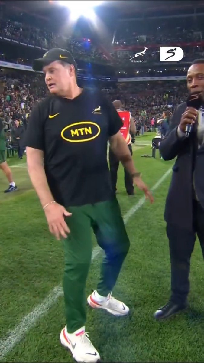 We're back at Ellis Park this weekend so we had to throw it back to one of the funniest post-match interview moments with Rassie of all time 😂😭 #SSRugby