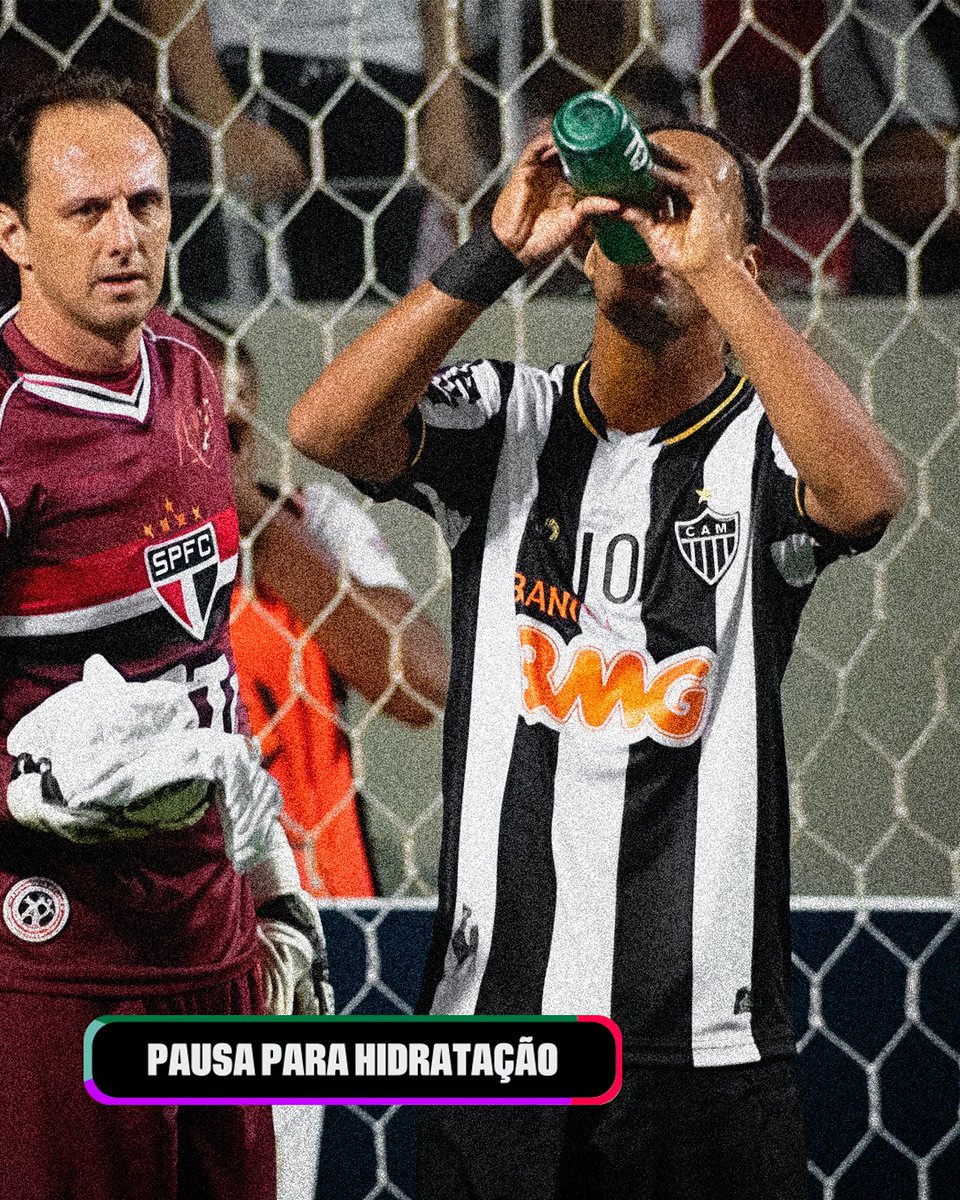 A mais famosa pausa para hidratação! 🔙🧙🏾💦