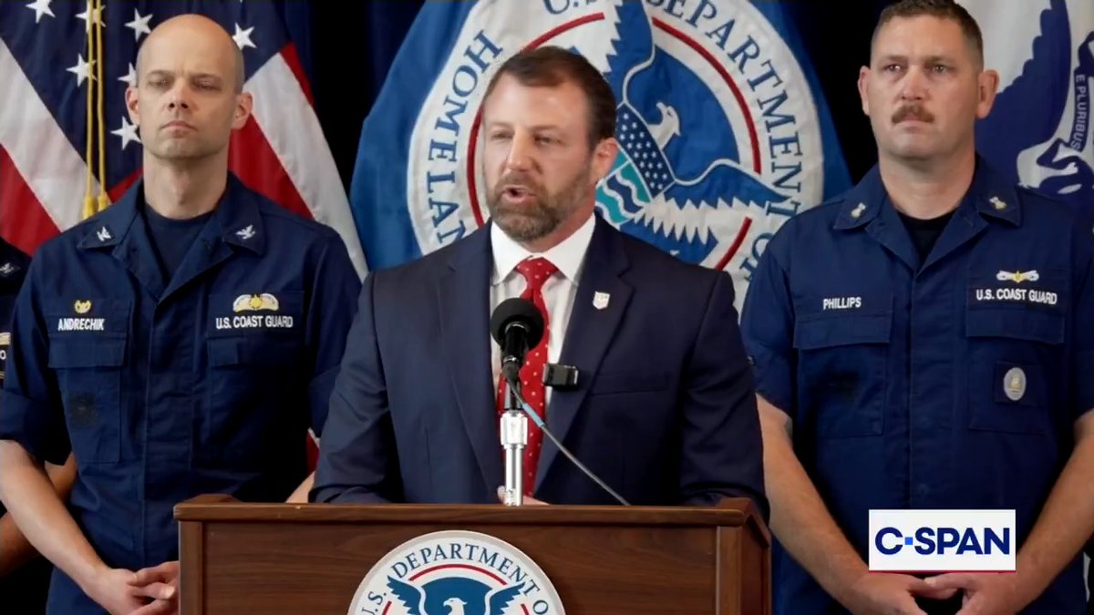 DHS Secretary Markwayne Mullin (Secretary Markwayne Mullin) comments on the New York primary Democratic socialist winners' views about immigration enforcement: "I'm sorry, you absolutely have no place to be serving in Congress."