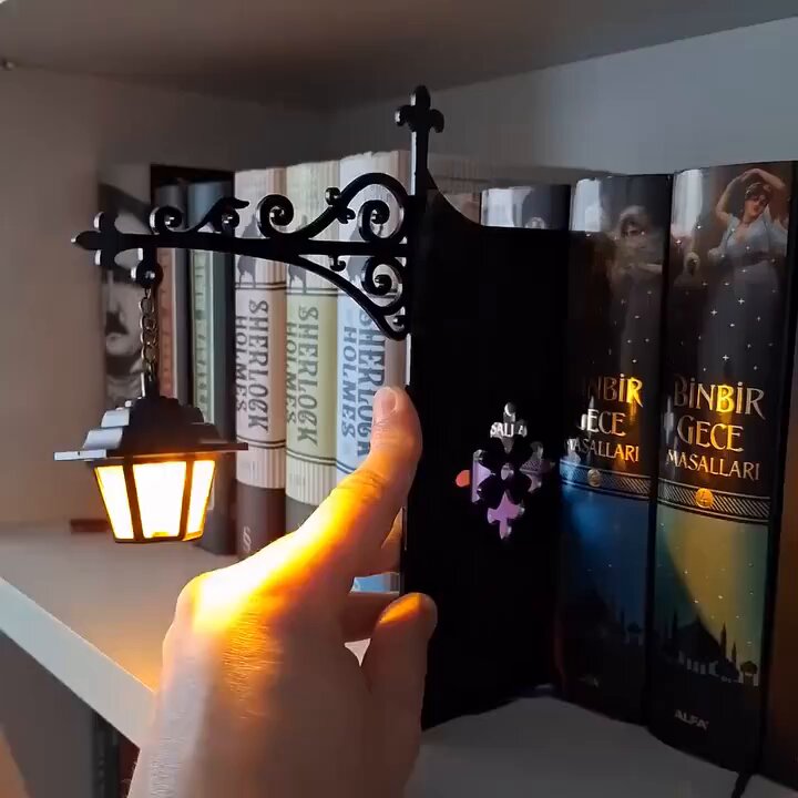 The perfect light for a mini library
