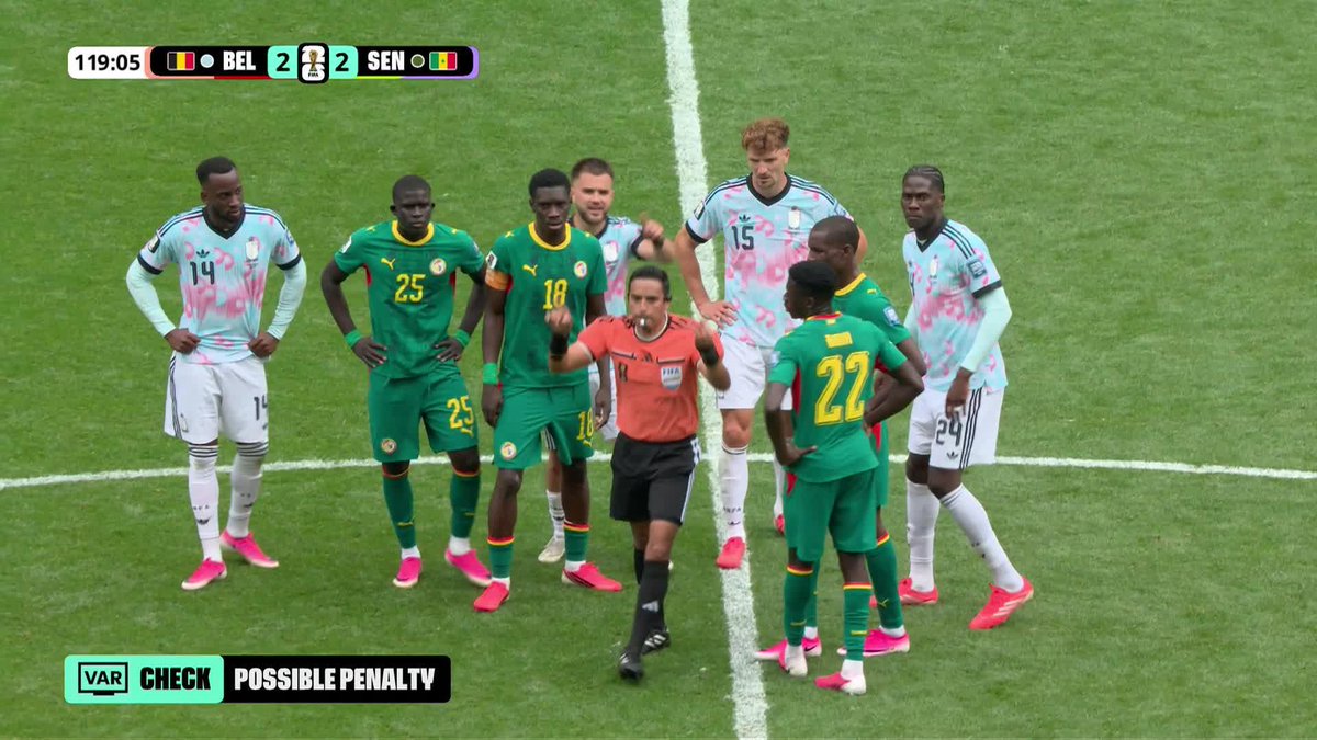 AFTER A VAR REVIEW THERE IS A PENALTY CALLED FOR BELGIUM! Belgium have a chnce to secure their spot in the Round of 16 in extra time. Was this the right call? #FIFAWorldCup