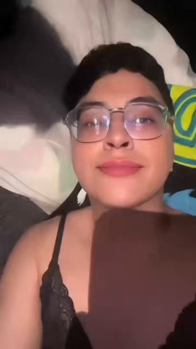 Me gustan así los hombres, que me recojan y después me cojan duro. Me bañaron en semen 💦