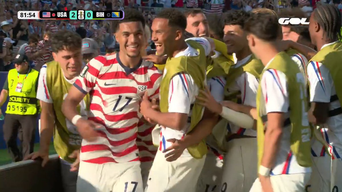 La elegancia de Malik Tillman en este golazo de falta 🇺🇸