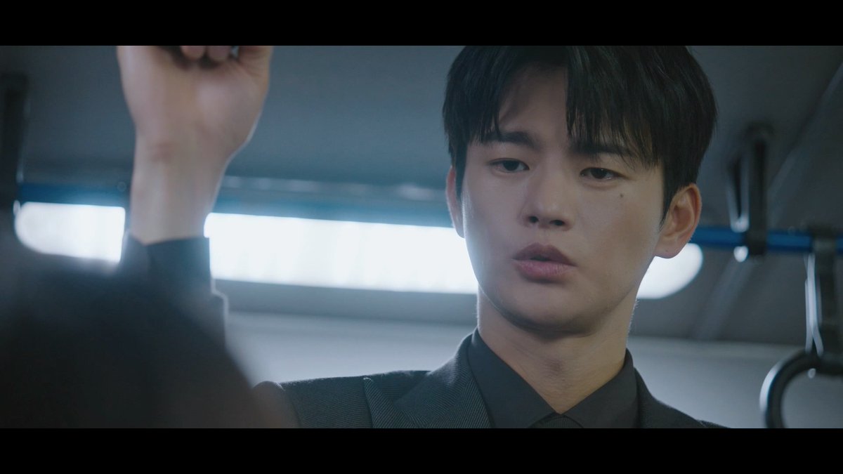 운동이 쉬는 거 아닌가요? 예? 강 책임님은 무슨 그런 말을 하세요.. #내일도출근! #서인국 #박지현