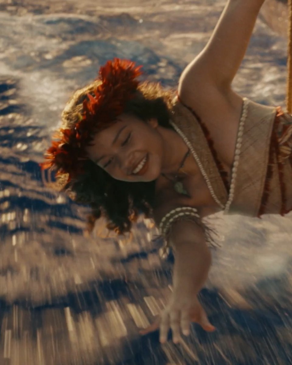 実写版『#モアナと伝説の海』 ⌇たのしいクルーをご紹介⛵️🌊 ⠀ 🌺海に選ばれた少女 #モアナ 💪海と風の半神半人 #マウイ 🐽泣き虫で怖がりのこぶた #プア 🐔食いしん坊のニワトリ #ヘイへイ ⠀ みんなで一緒に #モア夏 を迎えよう❗️ ⠀ 7/31(金)劇場公開🎞️