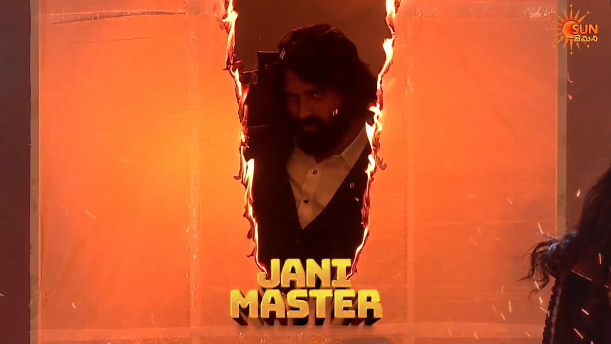 Tana choreography tho whole India ni shake chesi Tana comedy timing tho MassJathara lo navvulu pooyinchina Jani Master ki ma janmadina subhakankshalu!