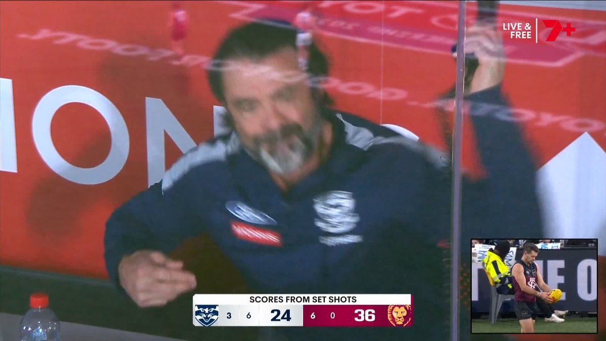 Any phone repair shops near GMHBA Stadium? 📵 #AFLCatsLions