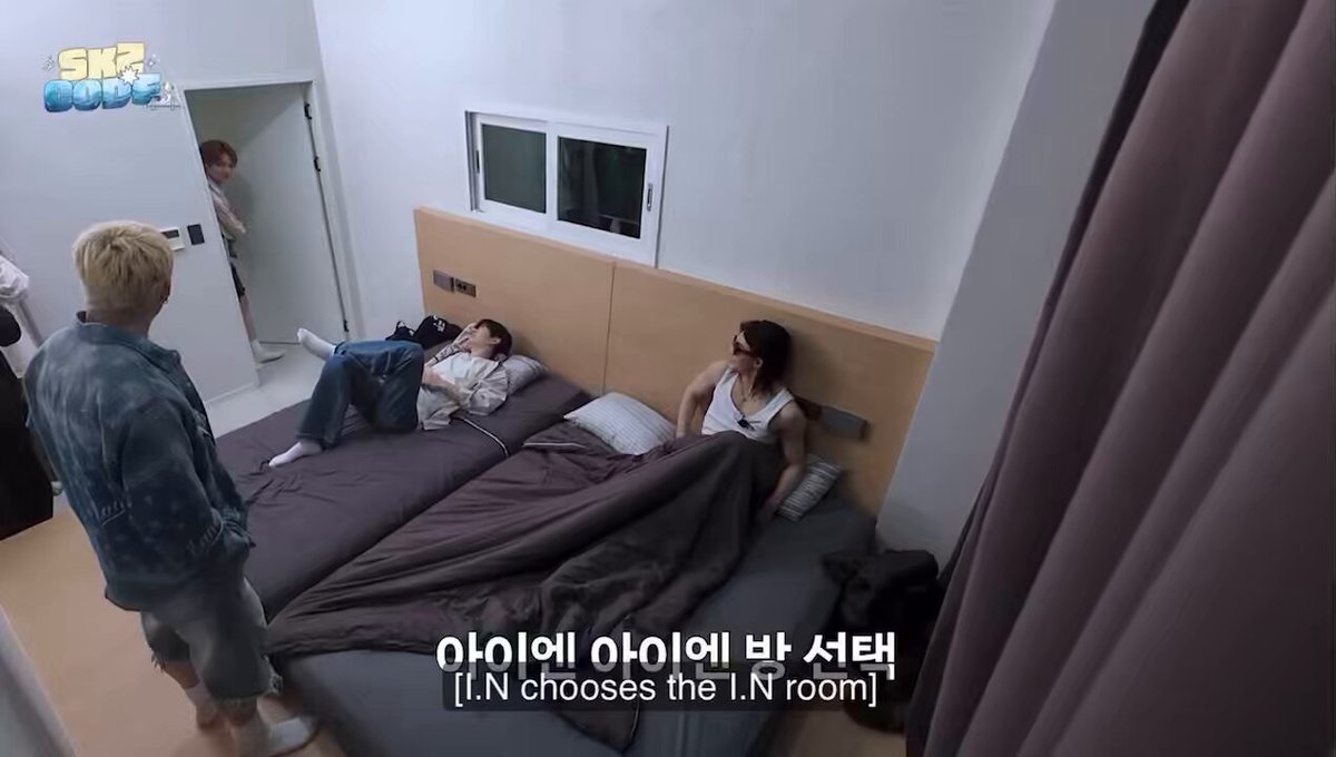 yeni also chose the room with his name on it and when he saw everyone inside he got so happy and said “very nice. this makes me feel good for some reason” im 😭😭😭😭
