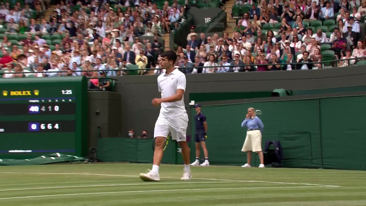 Hoy hace 5 años Carlos Alcaraz, con 18 años, jugaba su primer partido en Wimbledon.