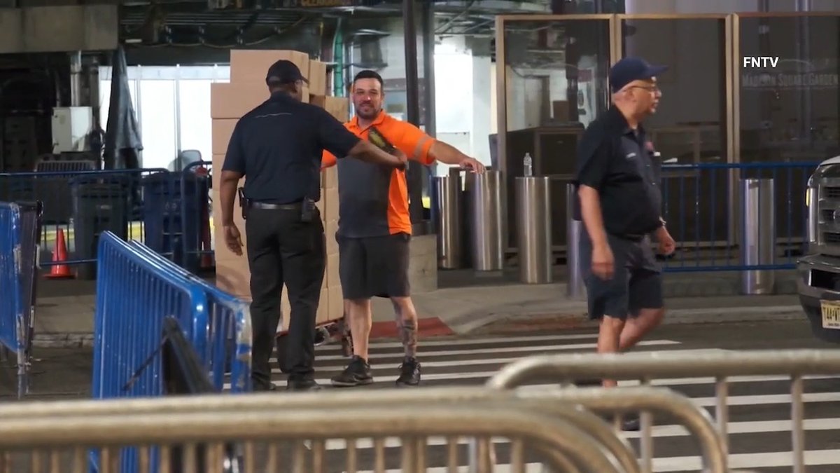 Taylor Swift wedding sees overnight food deliveries at Madison Square Garden 👀 Credit:
