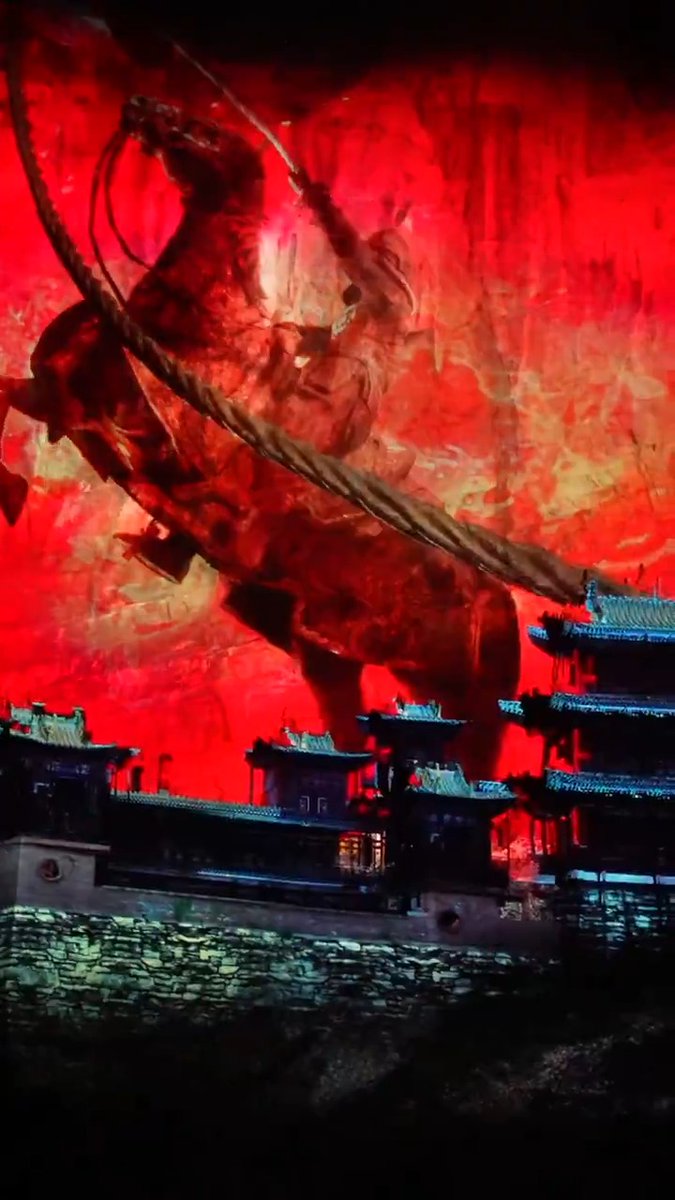 This stunning projection-mapped display just set a record at the historic Xuankong Temple in Hengshan Scenic Spot, in Datong, China 📽️