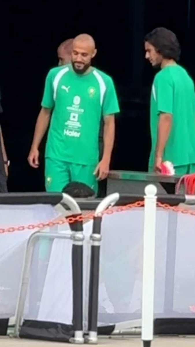 🇲🇦 Ayyoub Bouaddi et Noussair Mazraoui poursuivent la préparation avec les Lions de l'Atlas avant le choc face au Canada en 8e de finale 🇨🇦