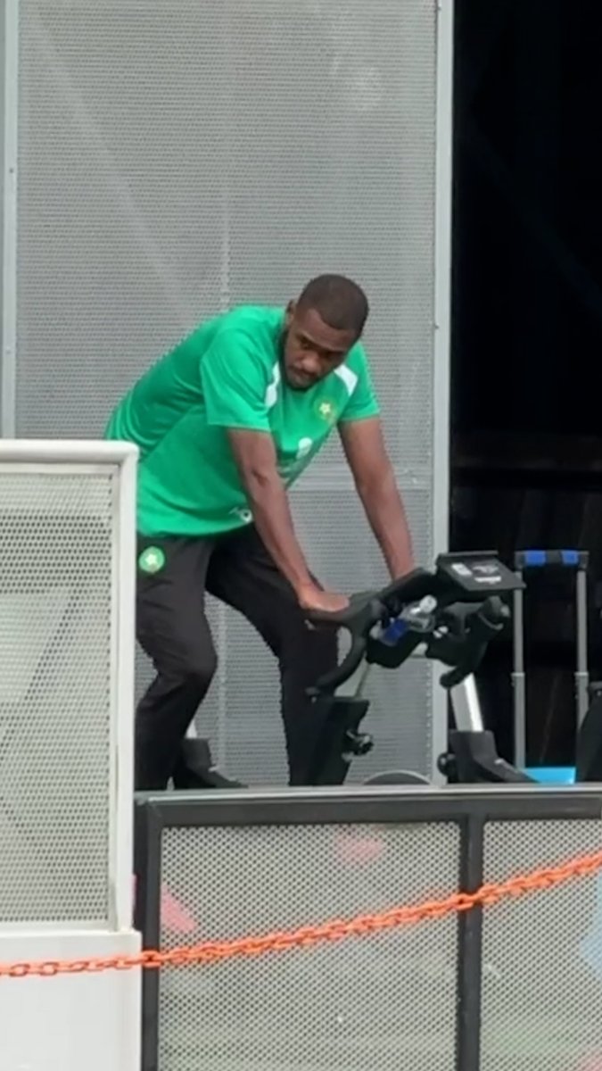 🇲🇦 Issa Diop à l'ouvrage avant le choc face au Canada 🇨🇦
