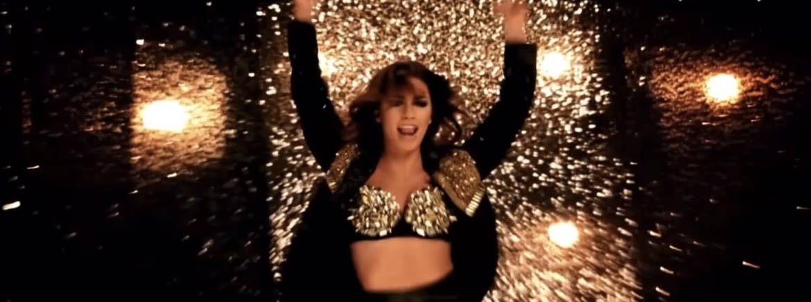LALI solo tenia 17 años cuando lanzó esta canción: