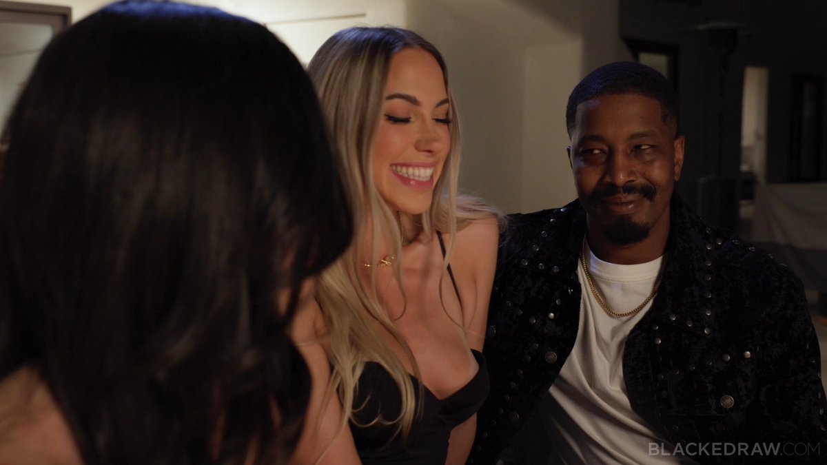 .Khloe Kapri's wingwoman of choice? Megan Mistakes, of course. 😏 All-new scene w/ Isiah Maxwell — coming 7/5.