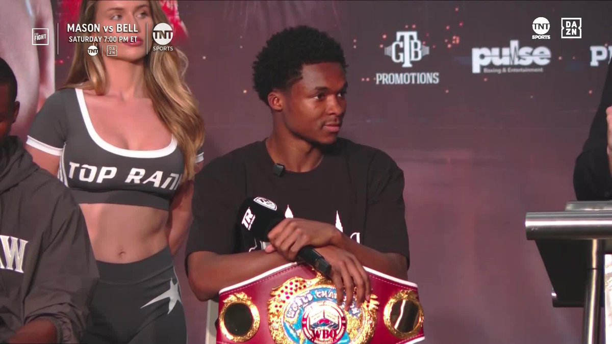 "I'm the youngest world champion in boxing for a reason. And I'm prepared to show that when I step in the ring." 🗣️ Abdullah Mason wants all the smoke this Saturday, despite the last minute change of opponent to Albert Bell 🥊