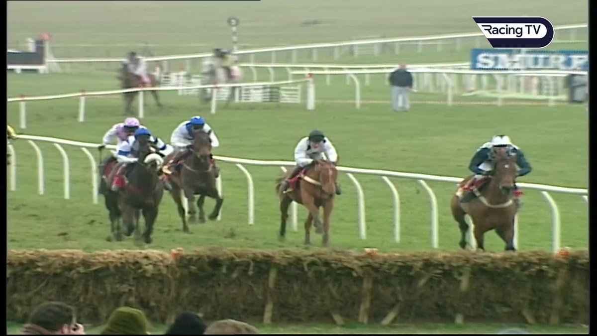 The late, great Graham Bradley partnering Collier Bay to victory in the 1996 Champion Hurdle at the Cheltenham Festival ❤️