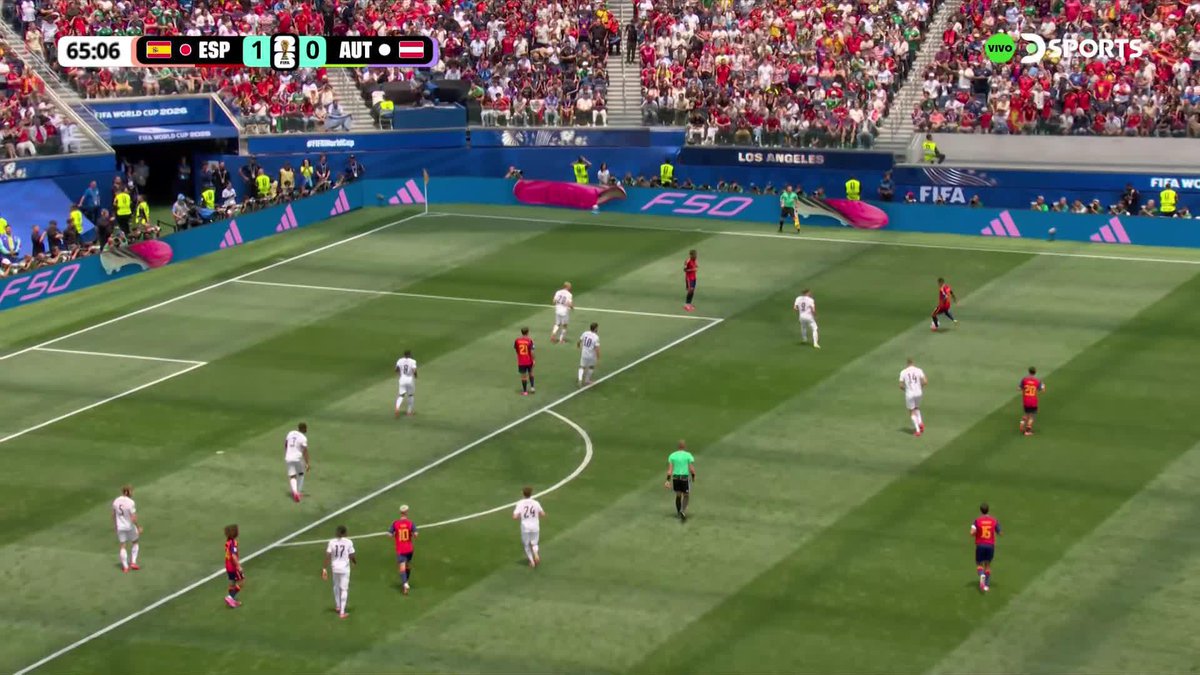 TIKI TAKA Y EL SEGUNDO DE ESPAÑA Gran acción de Cucurella y lindo centro de Baena para que llegue Pedro Porro con un cabezazo a la carrera adentro de la red austríaca. ¡2-0 arriba la roja!