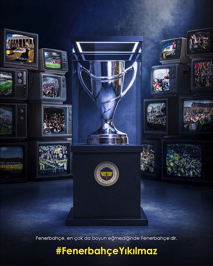 15 yıl önce bizi bir kumpasla yıkabileceklerini sandılar. Ama biz… Meydanlarda, Adliye önlerinde, Tribünlerde, Tek ses, tek yürek olduk. Ve hep birlikte haykırdık: #FenerbahçeYıkılmaz 💛💙