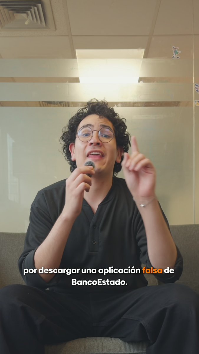 En BancoEstado nos preocupamos por tu seguridad digital. 🧡 Las estafas con aplicaciones falsas en Chile son cada vez más comunes y queremos que protejas tu dinero de los fraudes en internet. 🔒 En este video te enseñamos cómo verificar la app oficial de forma rápida. ¡Aprende a navegar seguro y cuida tus finanzas! 📲 👉🏼 Comparte este video y evita las estafas.