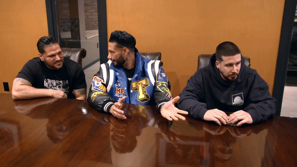 Mike said RSVP... and apparently the "R" stood for required participation. 😭 The boys are officially on gender reveal duty. What could possibly go wrong? #JSFamilyVacation