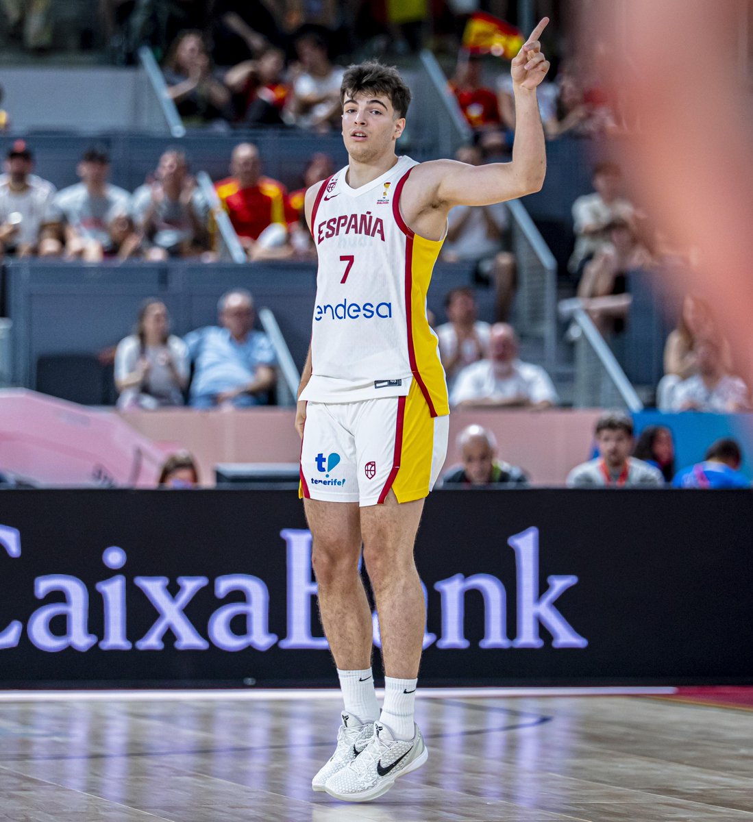 Hugo González SHINED today! His 16 PTS, 5 REB, 5 AST helped Spain secure the win in the 1st round of the FIBA Basketball World Cup 🏆 qualifiers 🇪🇸