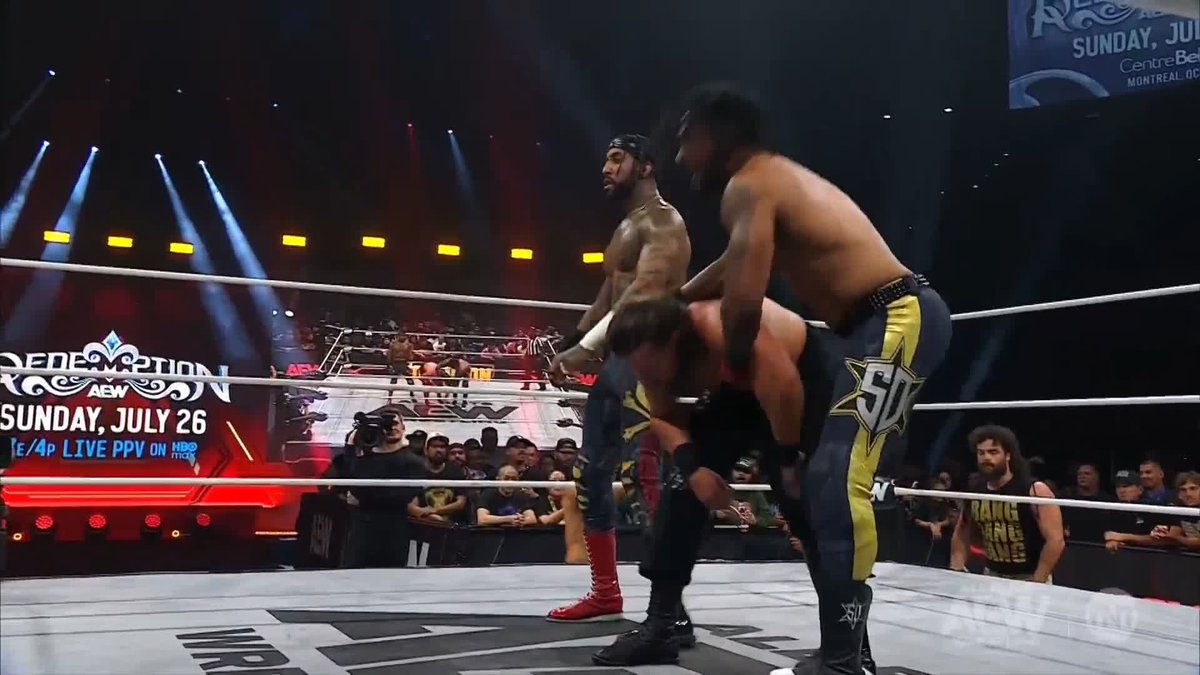 Jay White gets the win for his team in his first match back in AEW in over a year! Watch #AEWCollision on TNT & HBO Max