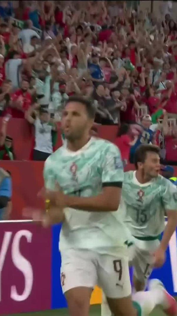𝐒𝐔𝐏𝐄𝐑 𝐒𝐔𝐁 ⚡ Gonçalo Ramos rises highest in stoppage time 🤩 #SSFootball | #DStvFIFAWorldCup2026 | #FIFAWorldCup