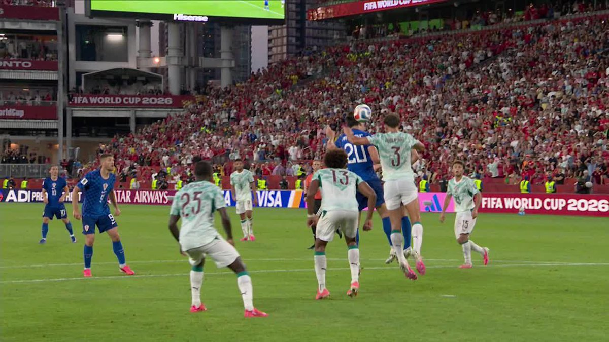 🔥😳 “ES EL ROBO DE TODOS LOS TIEMPOS” El cuadro por cuadro del gol anulado a Croacia muestra que el jugador croata NUNCA toca la pelota, con ese gol anulado la Portugal de Ronaldo clasificó a octavos