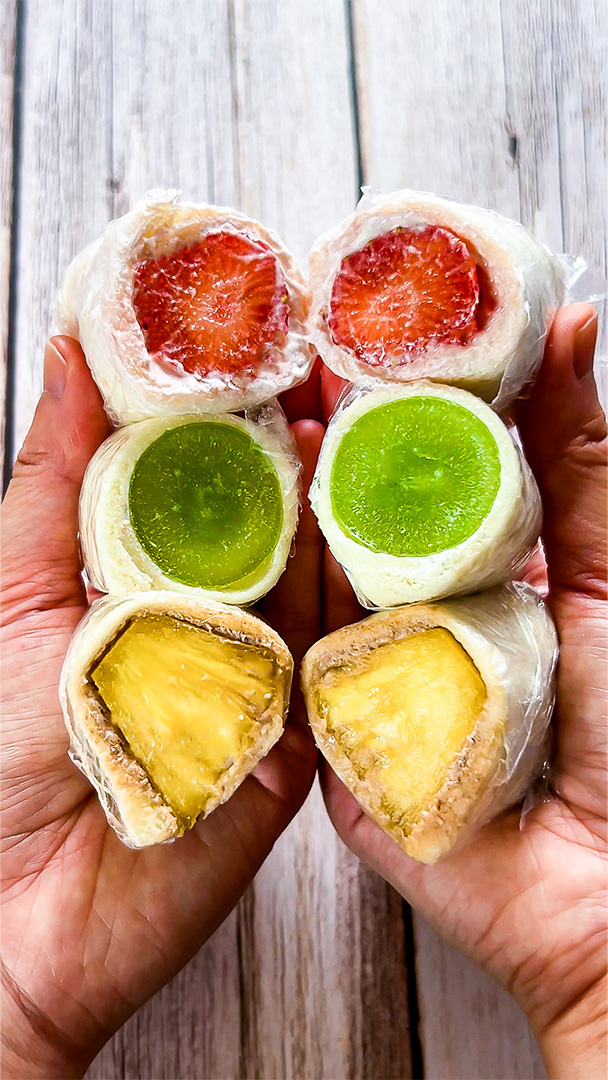 「ロールケーキみたい!」実は食パンで作れます。くるっと巻くだけのフルーツロールサンド / Fruit Roll Sandwich🍓🍞