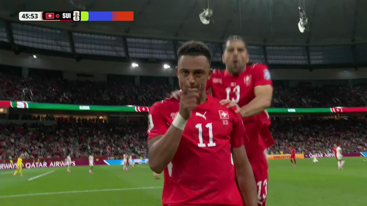 El 2-0 de Suiza y el suizo-chileno Ricardo Rodríguez celebra con un "vamos"