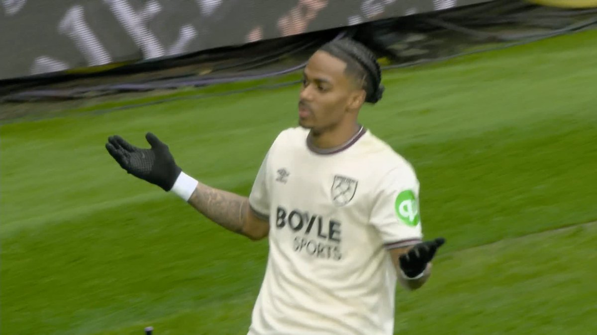 Manchester United have held initial, exploratory talks with West Ham about a deal for Crysencio Summerville 🚨