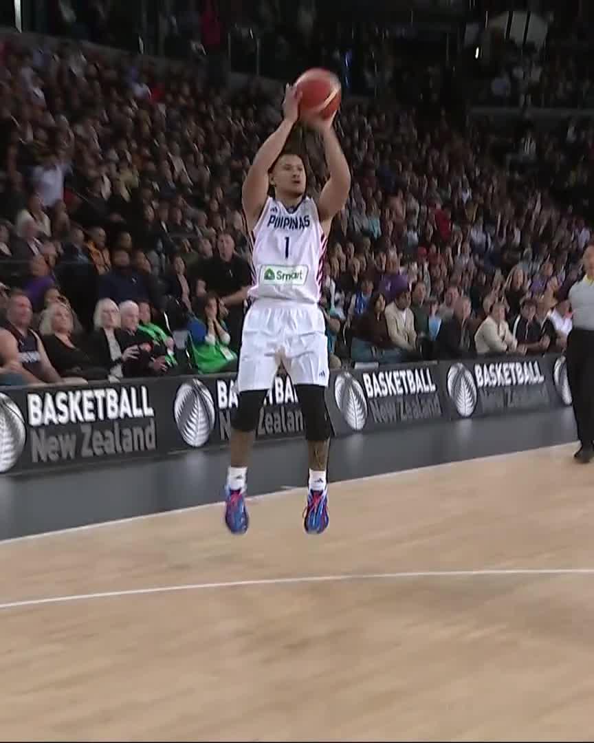 JUAN GOMEZ DE LIANO IS CLUTCH. WE ARE HEADED TO OT IN AUCKLAND! ๐จ #FIBAWC x #StepItUp