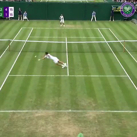 Pablo Cuevas made one of the shots of the decade at Wimbledon 🤯