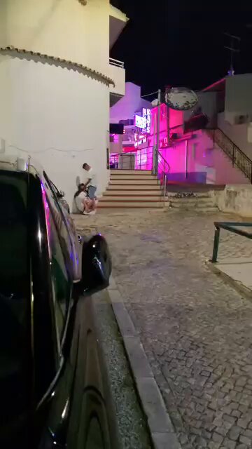 🏨 Hotel rooms were available… Apparently they just weren’t popular tonight. 👀😂 #Albufeira #Algarve #Portugal #BreakingNews #ViralVideo