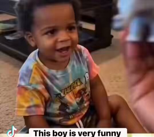 Little boy’s unexpected comparison of a gorilla toy to his dad gets people talking 😭