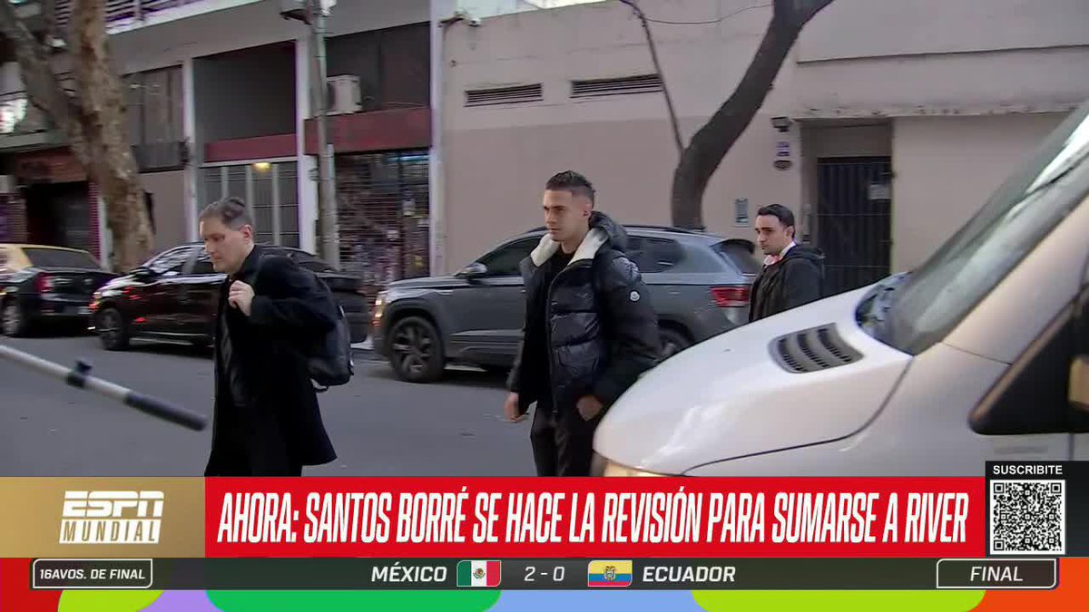 ATENCIÓN MILLONARIOS: ¡LLEGÓ RAFA! Santos Borré se hace la revisión médica para poder cerrar su regreso a River. ⚡ #ESPNMundial 📺 Mirá los mejores partidos de la #FIFAWorldCup por ESPN, en el Plan Premium de #DisneyPlus