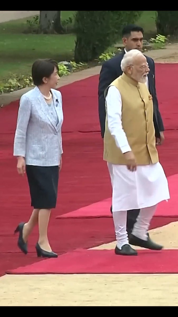 • ₹1 lakh crore in Japanese investment. • 1,000 biogas plants across India. The world isn’t just investing in India. It’s investing in PM Modi’s vision for #ViksitBharat. 𝐀𝐧𝐝 𝐉𝐚𝐩𝐚𝐧 𝐢𝐬 𝐜𝐥𝐞𝐚𝐫𝐥𝐲 𝐛𝐮𝐥𝐥𝐢𝐬𝐡 𝐨𝐧 𝐭𝐡𝐚𝐭 𝐟𝐮𝐭𝐮𝐫𝐞. 🇯🇵🤝🇮🇳
