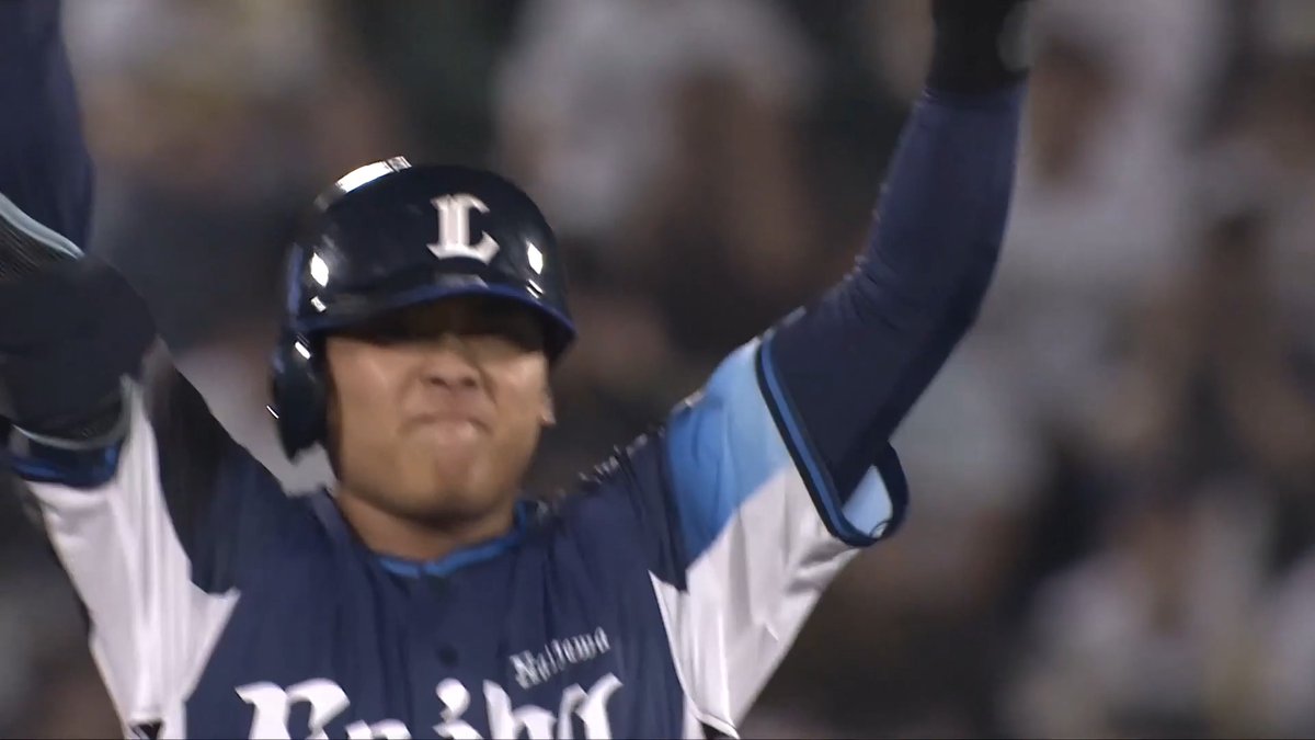 終盤に追いつくライオンズの底力!!🔥🔥 埼玉西武 蛭間拓哉 選手のタイムリー2ベースヒットで同点に追いつく!💪👏 👇ライブ配信・見逃し配信を見る