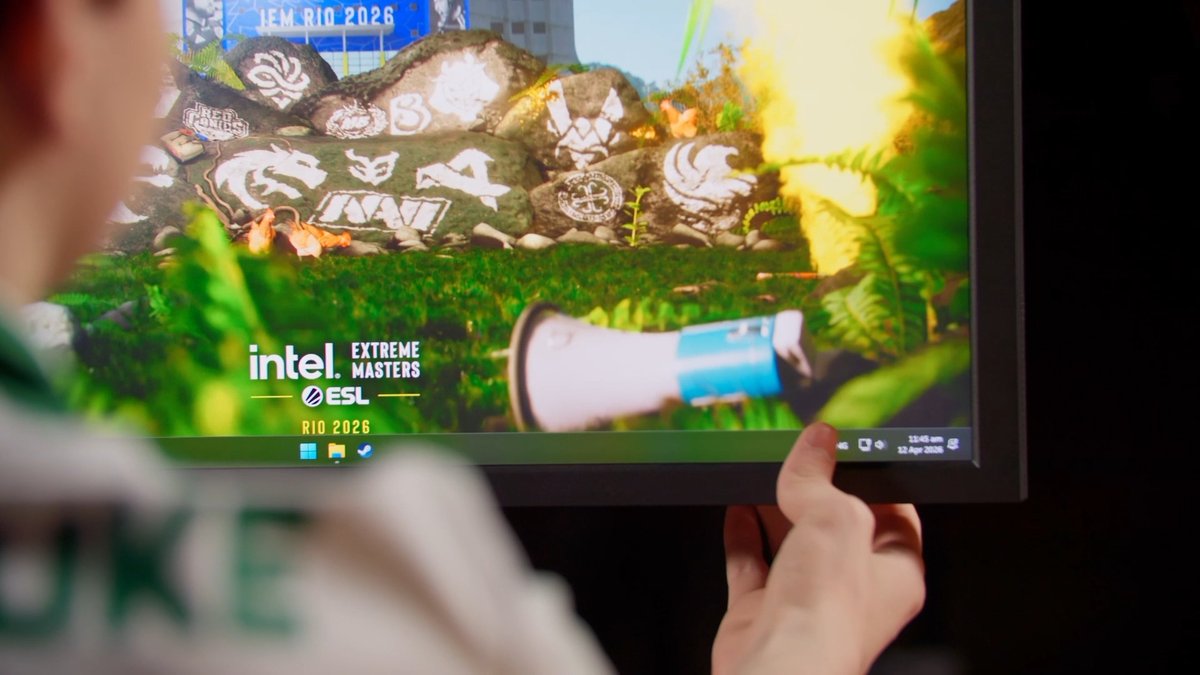 .kyousuke616 took KSCERATO's monitor settings? No wonder he's so good 😌 They're playing on the ZOWIE Esports Europe XL2586X+ 600Hz Monitor 👊