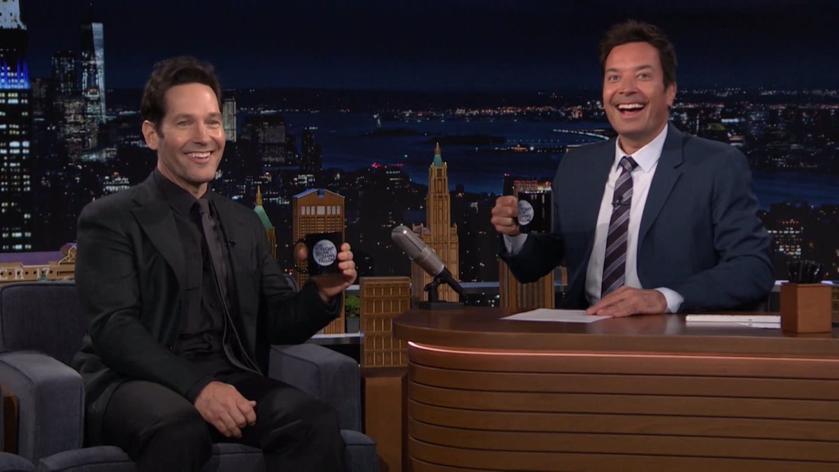 Paul Rudd demonstrates the Sprite tasting skills he learned from his days as a commercial actor 😂 #FallonTonight