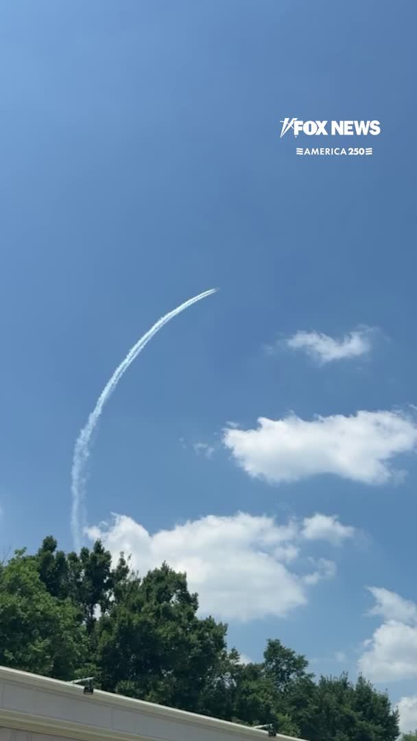 WATCH: U.S. military jet performed breathtaking aerial loops at the Great American State Fair.