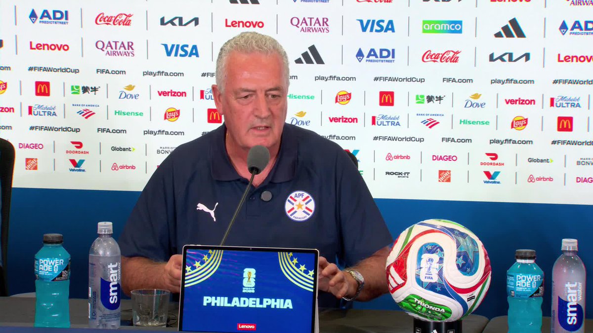 “ES UN PARTIDO DE OCTAVOS DE MUNDIAL CONTRA EL NÚMERO UNO DEL MUNDO. Para mí había 4 candidatos: Argentina, Brasil, España y Francia, y el número uno es este. LES TOCÓ CRUZARSE CON NOSOTROS, se la vamos a tratar hacer difícil”. Gustavo Alfaro. ⚠️🇫🇷