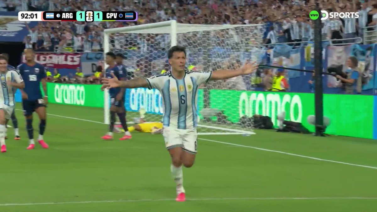 LISANDRO MARTÍNEZ, CARAJO. QUÉ JUGADOR, QUÉ GOLAZO. 🤯🇦🇷