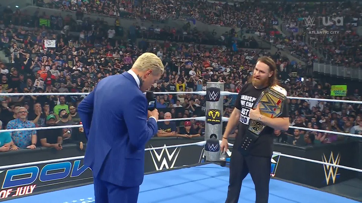 .Cody Rhodes wants to give Sami Zayn his flowers, but "The Last Real Good Guy" is not buying it 🫢