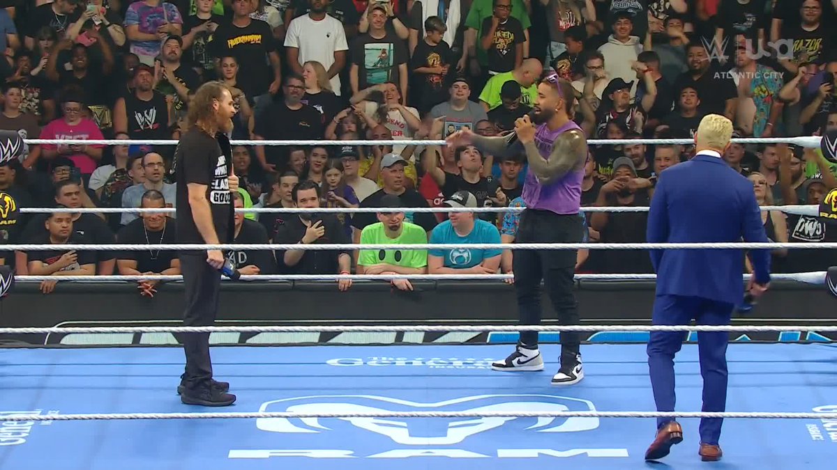 "Stay away from me" 😲 .Sami Zayn wants Jey Uso and Cody Rhodes to STAY far away from his Undisputed WWE Title!